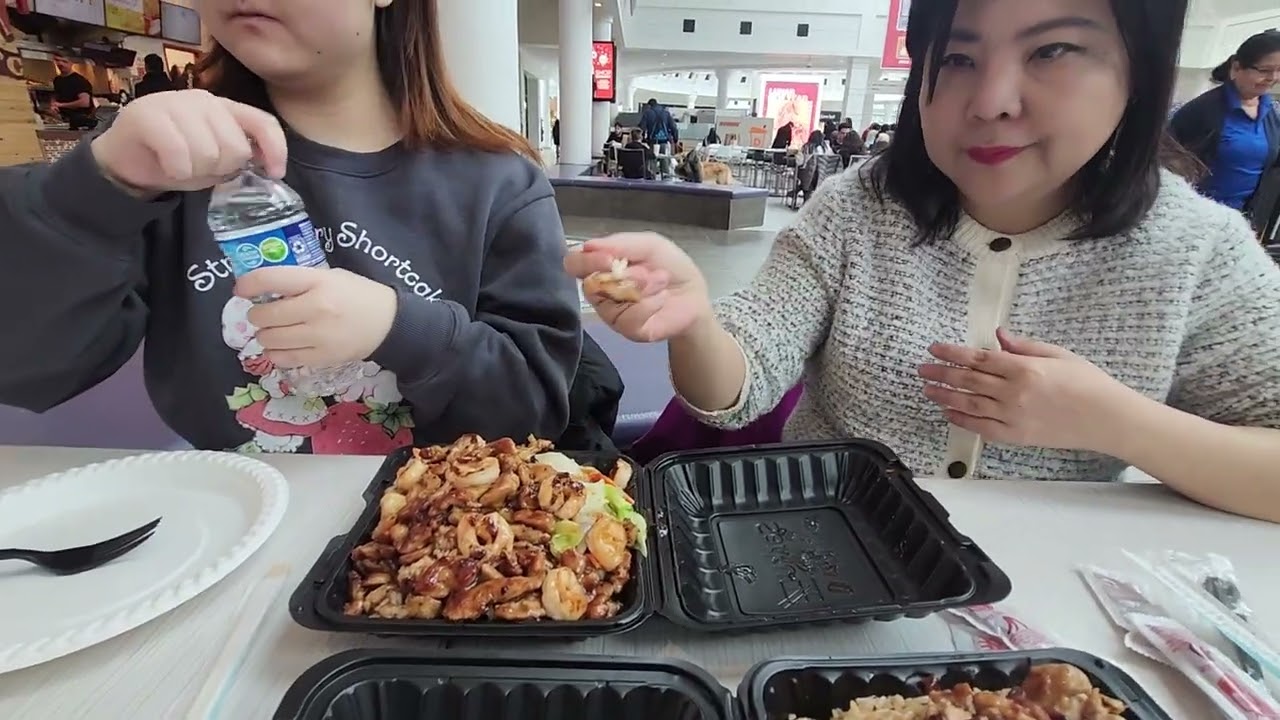 New! Sarku Japan is our Favorite Food Court Menu! 사르쿠 재팬 푸드 코트 음식 맛 보기 #mall #teriyaki #delicious 