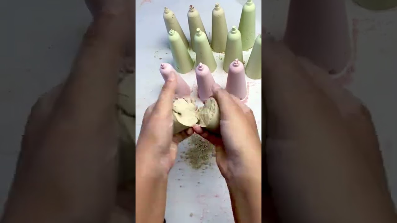 Big shapes crushing soda #asmr #bakingsoda #satisfying #satisfyingvideo