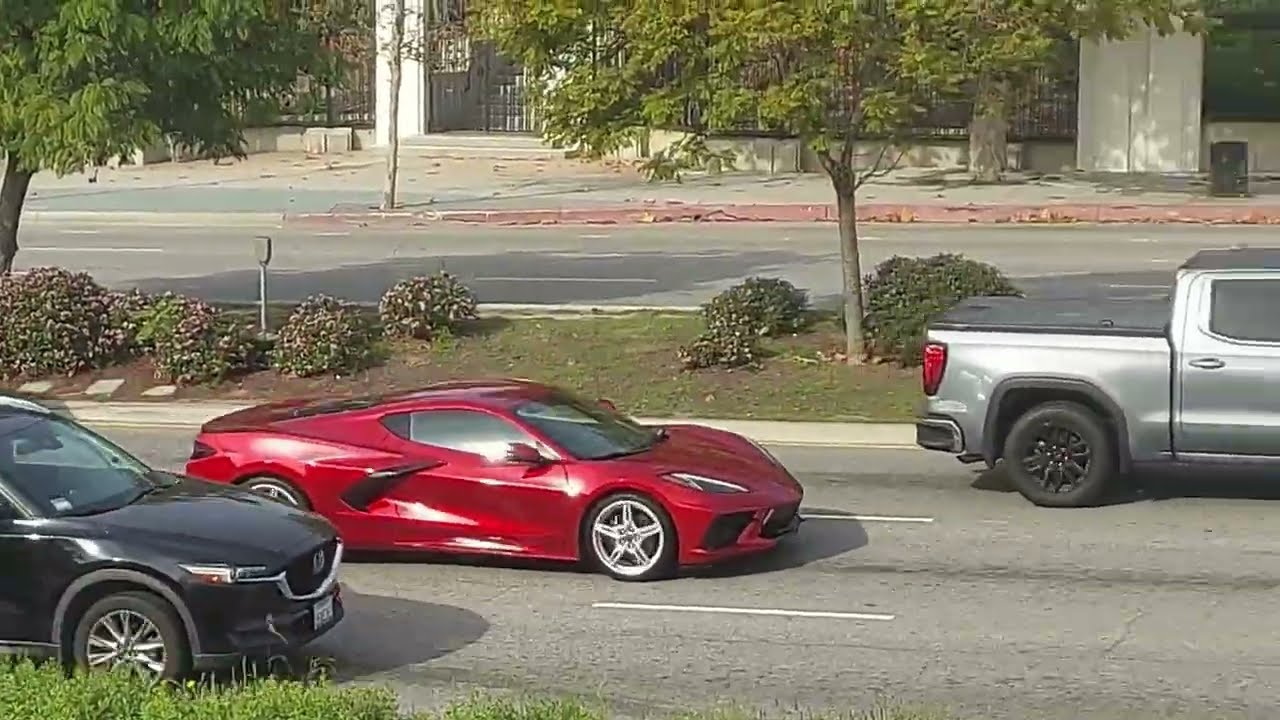 SUPERCAR SPOTTING ON SANTA MONICA BOULEVARD, LOS ANGELES!! (ROUTE-66) CRAZY ACCELERATION AND REVS! 💨
