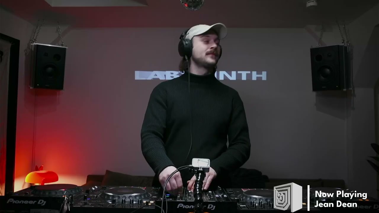 Jean Dean – LABYRINTH 035 | Hypnotic Techno Live Set (Berlin)