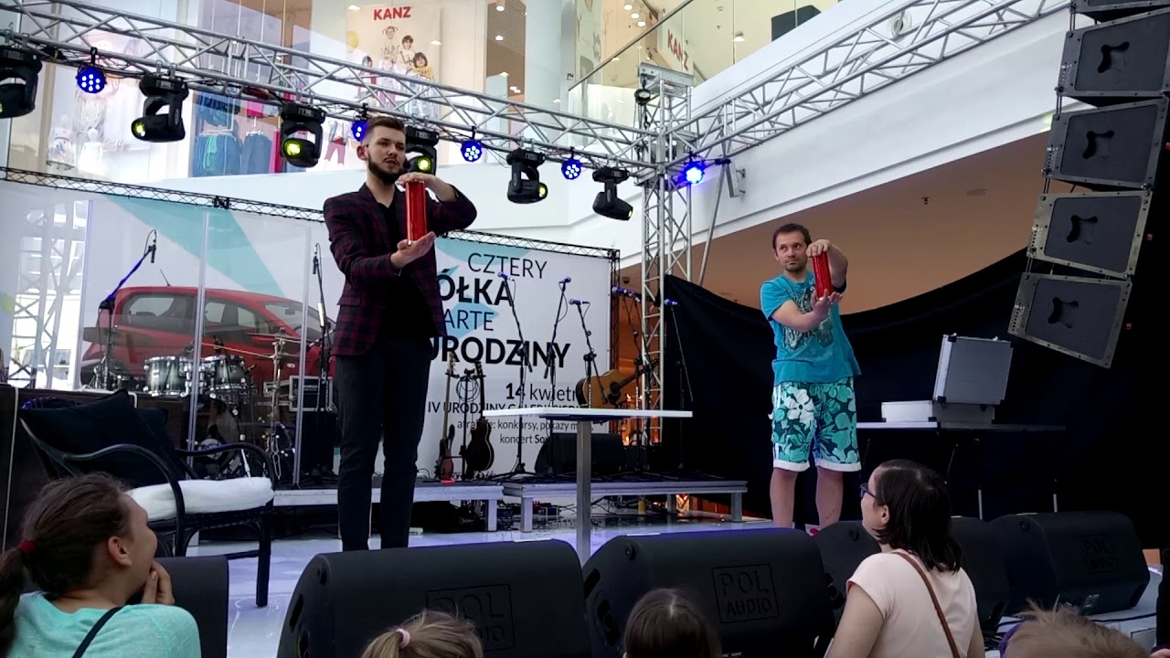 Familijny spektakl iluzjonistyczny „Magiczna skrzynia z Ameryki” 2, Galeria Siedlce (14.04.2018r.)