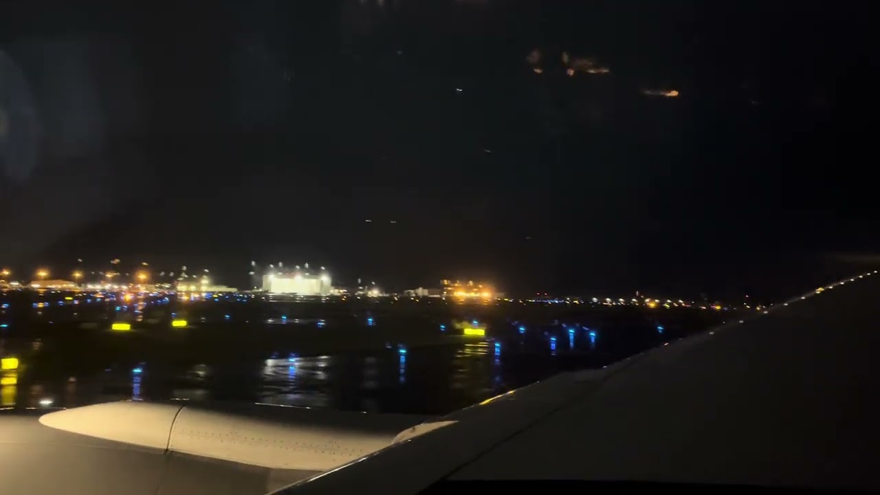 ホノルル国際空港着陸　夕方　UA200 20251227