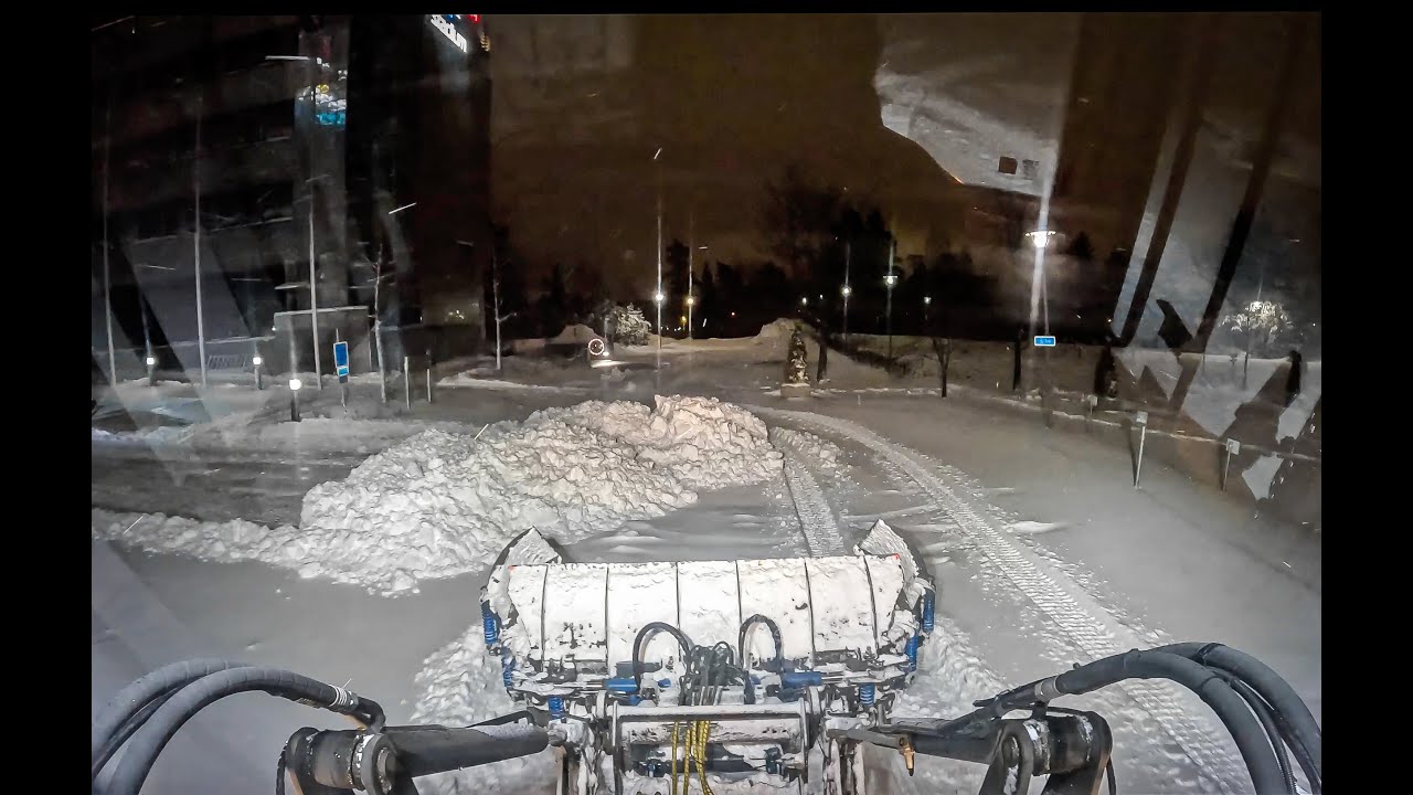 4k| Cleaning up after snowstorm| JCB 413k| Snowek U480 u-plow| Part 1
