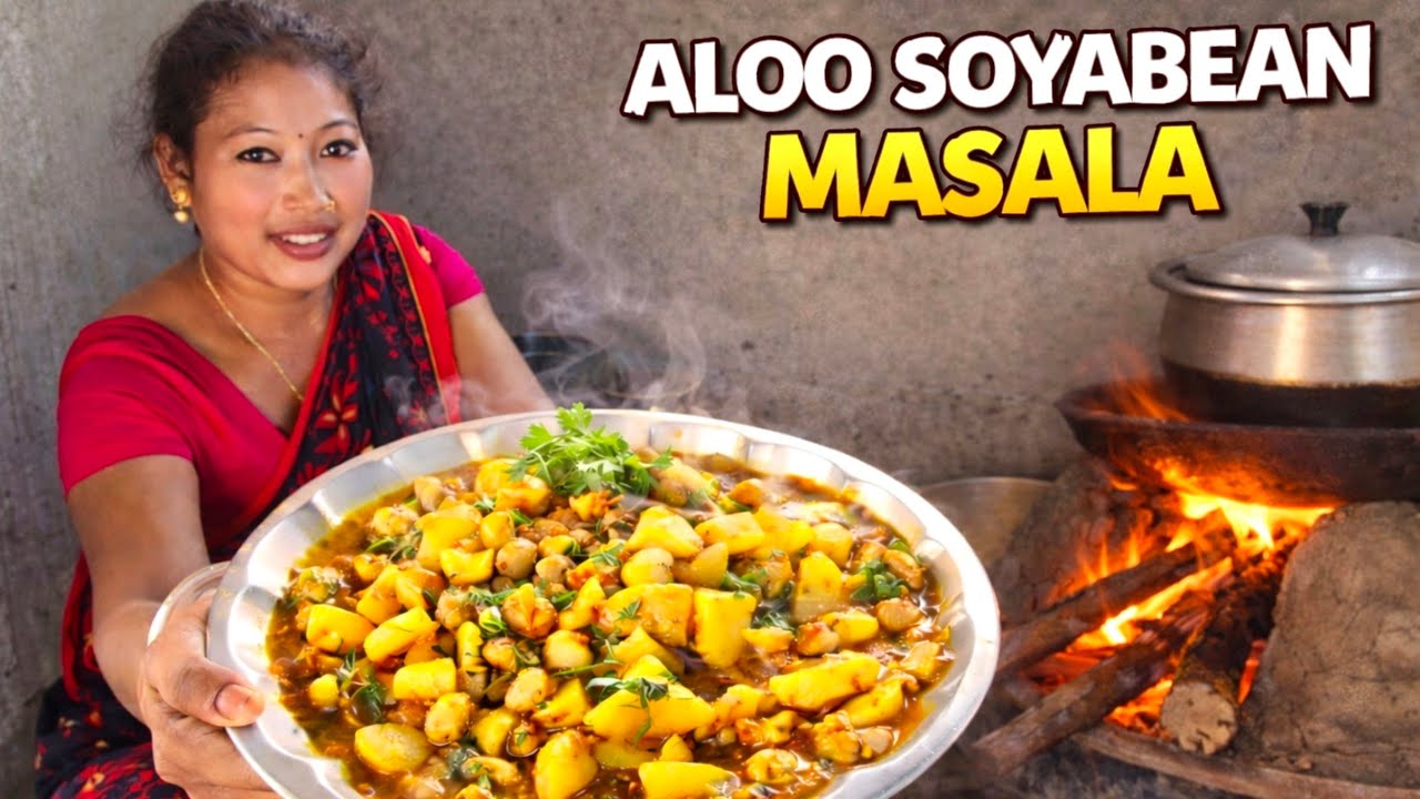 गाँव की रसोई में आलू सोयाबीन की स्वादिष्ट सब्जी😋🔥