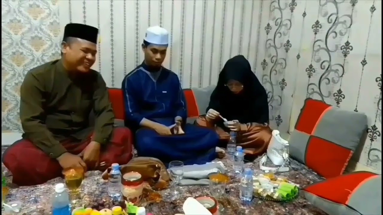 Spesial...Ngobrol Santai Bersama Qori Internasional Syamsuri Firdaus Dan Istrinya