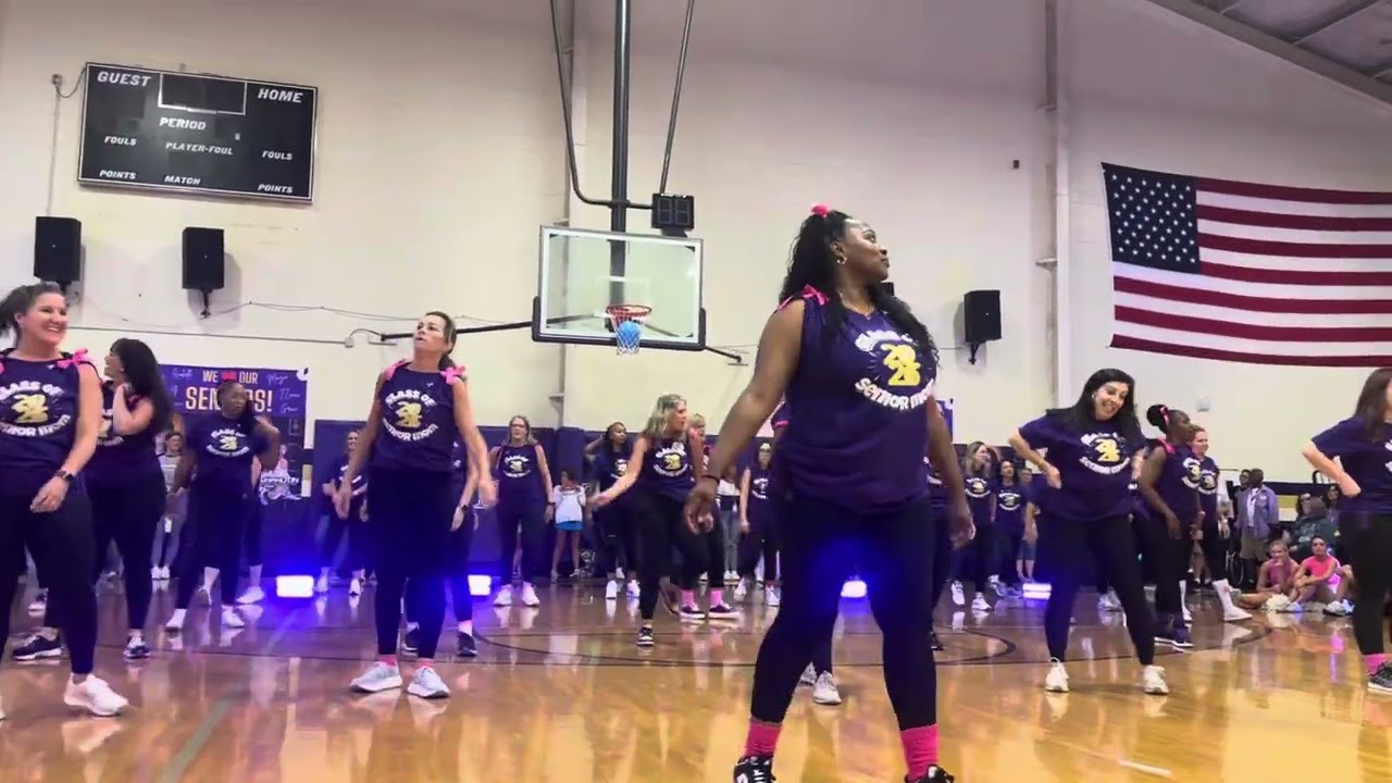 Daphne Mom Dance