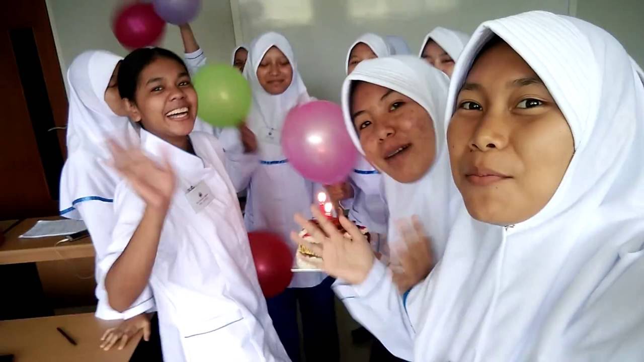 suprise lucu dan hebo dari bidan-bidan cantik