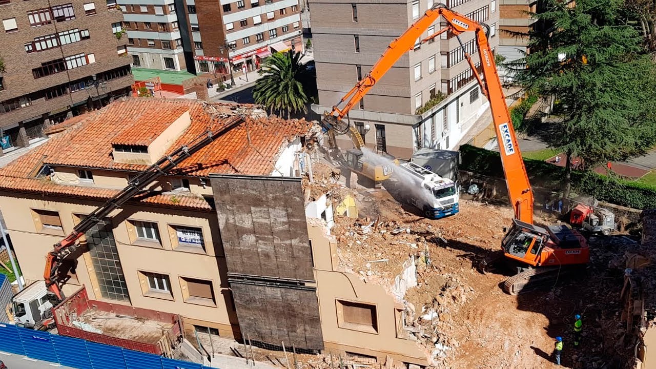 Demolición del Edificio Sanatorio Blanco en Oviedo