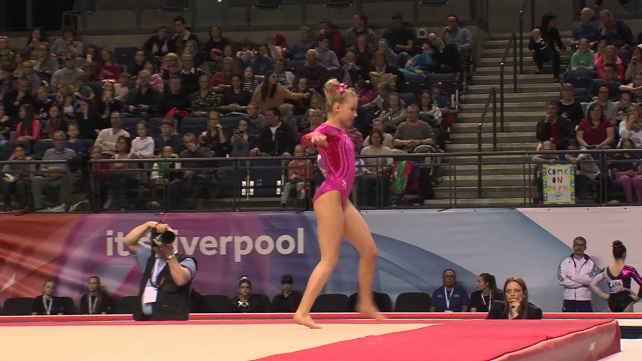 Maisie METHUEN GOLD Floor 2016 Women's Junior All Around British