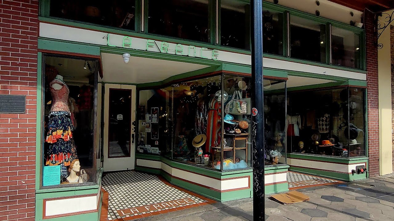 A MUST WATCH! La France: The COOLEST Vintage STORE EVER! 