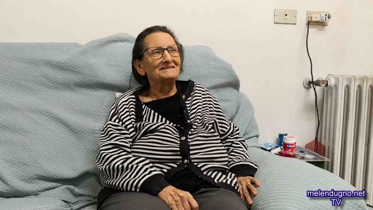 Il corteggiamento negli anni '60 tra caffè, ferie e uncinetto. Il primo incontro dei miei genitori