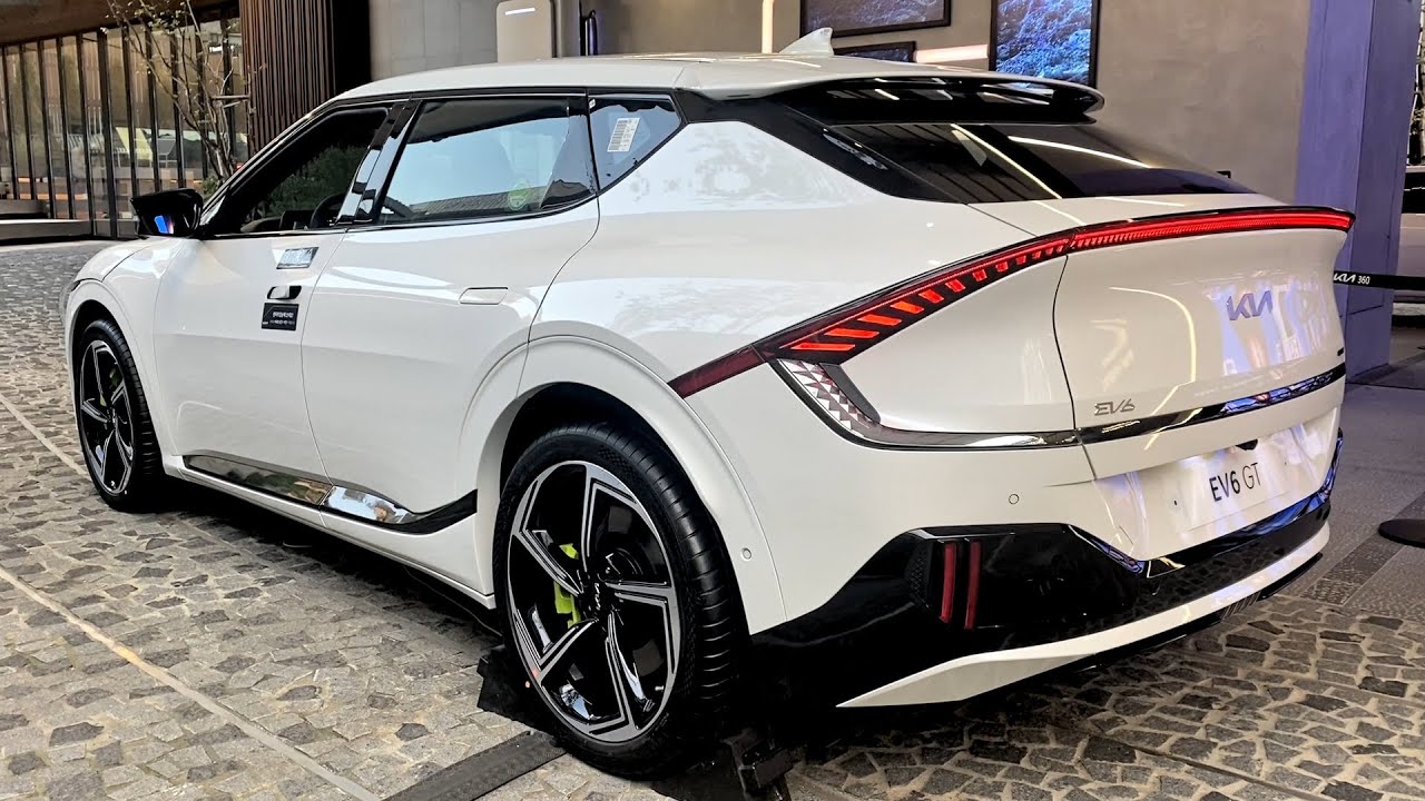 2023 Kia EV6 GT (585hp) Exterior & Interior In-Depth Walkaround