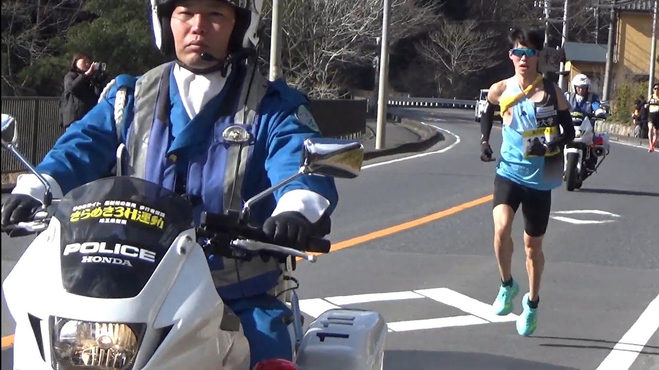 奥むさし駅伝 ２０２６  　第５区　第５中継所９００ｍ手前で撮影