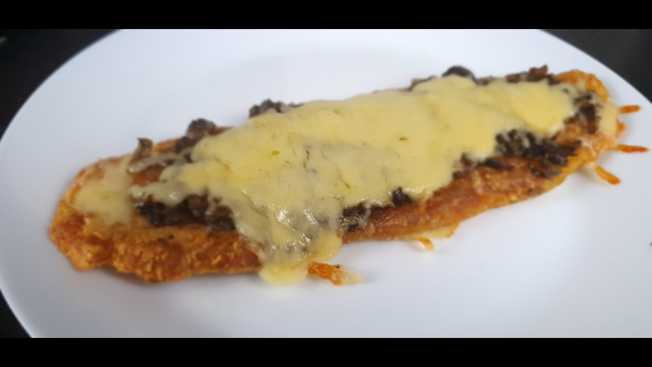 Keto zapiekanka z pieczarkami, czyli ketogeniczna wersja fast fooda z PRLu!!! Prosty przepis!