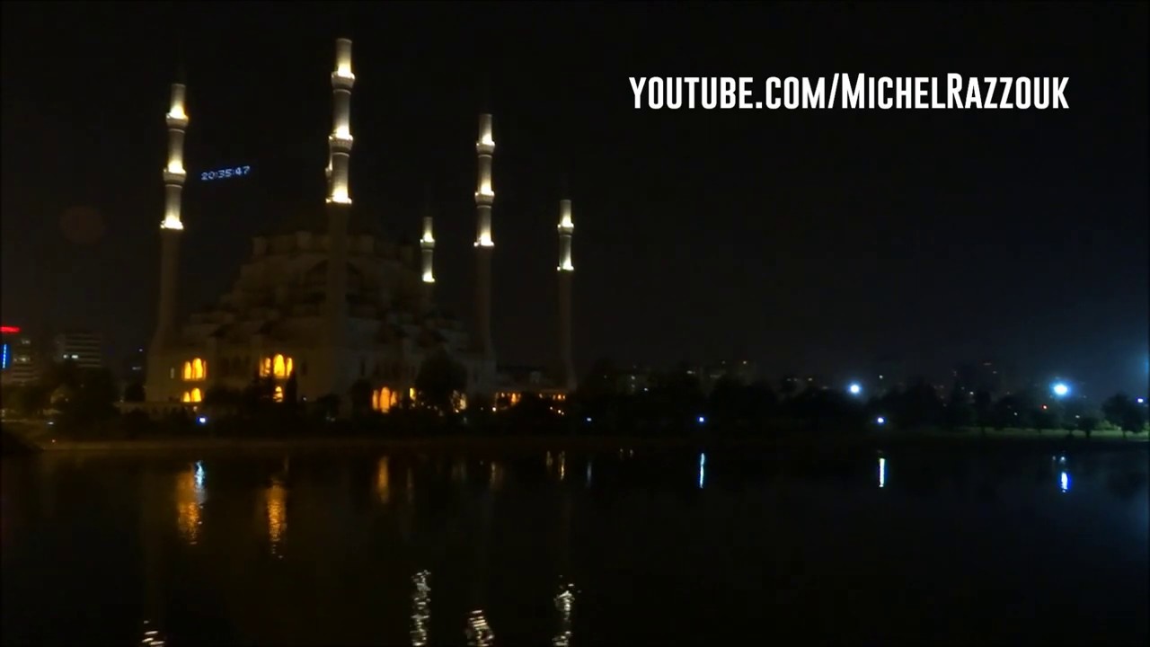 Ezan Isha, Sabancı Merkez Camii, Adana, Türkiye (2014-08-14)