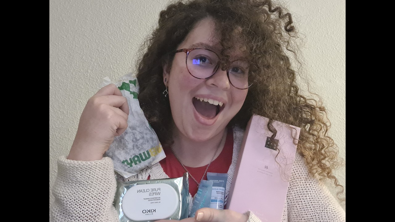TOUT MES CADEAUX D'ANNIVERSAIRE (Vlog Episode 05 sur 28!)