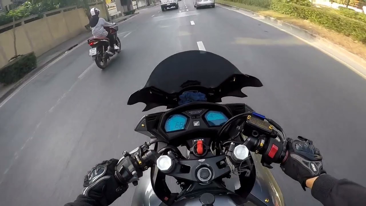 ขับเจ้าCBR650fไปทำงานบวกรถติด ไปดูกันครับว่าติดมากแค่ไหน