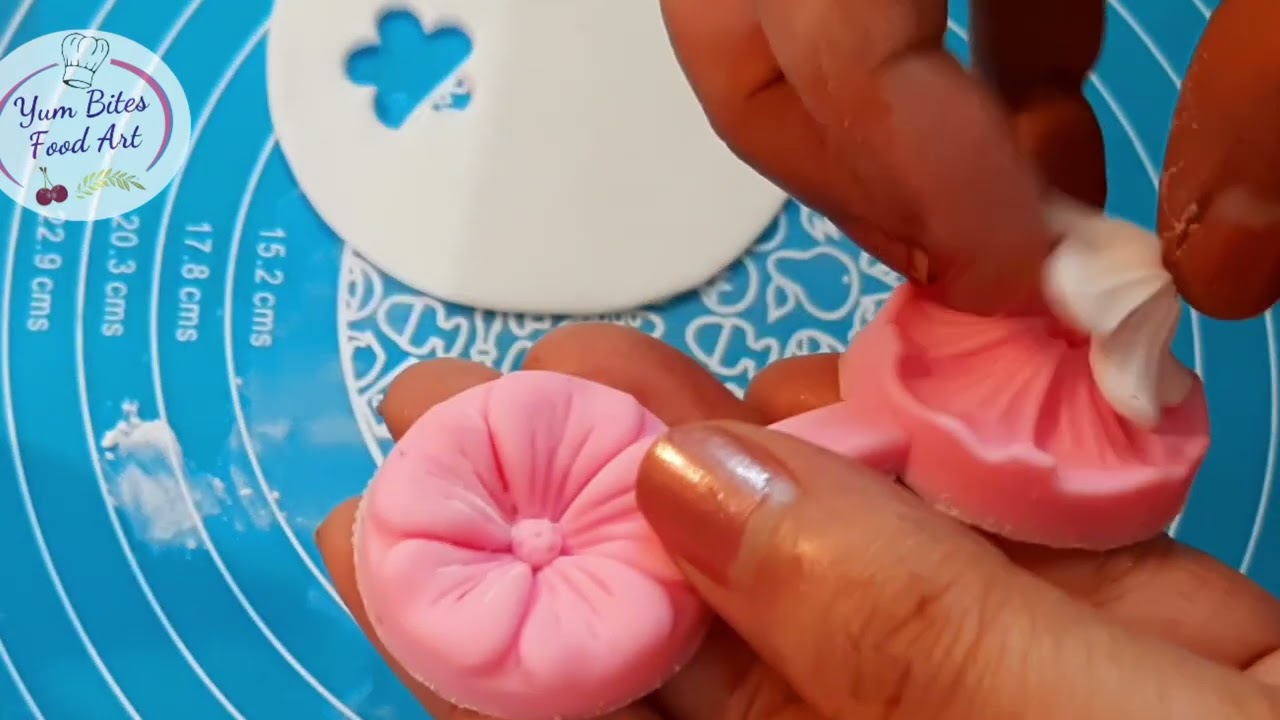Fondant Filler Flower 1