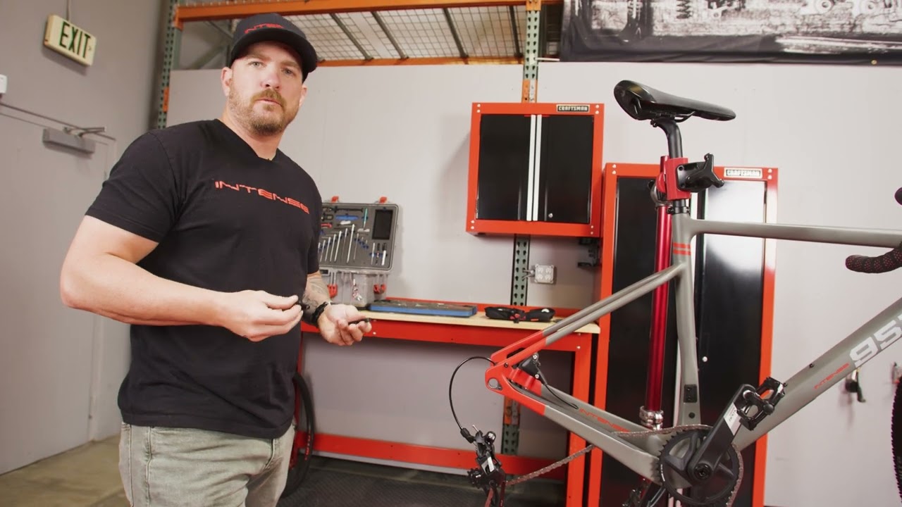 Replacing Derailleur Hanger on INTENSE 951 Gravel Bike