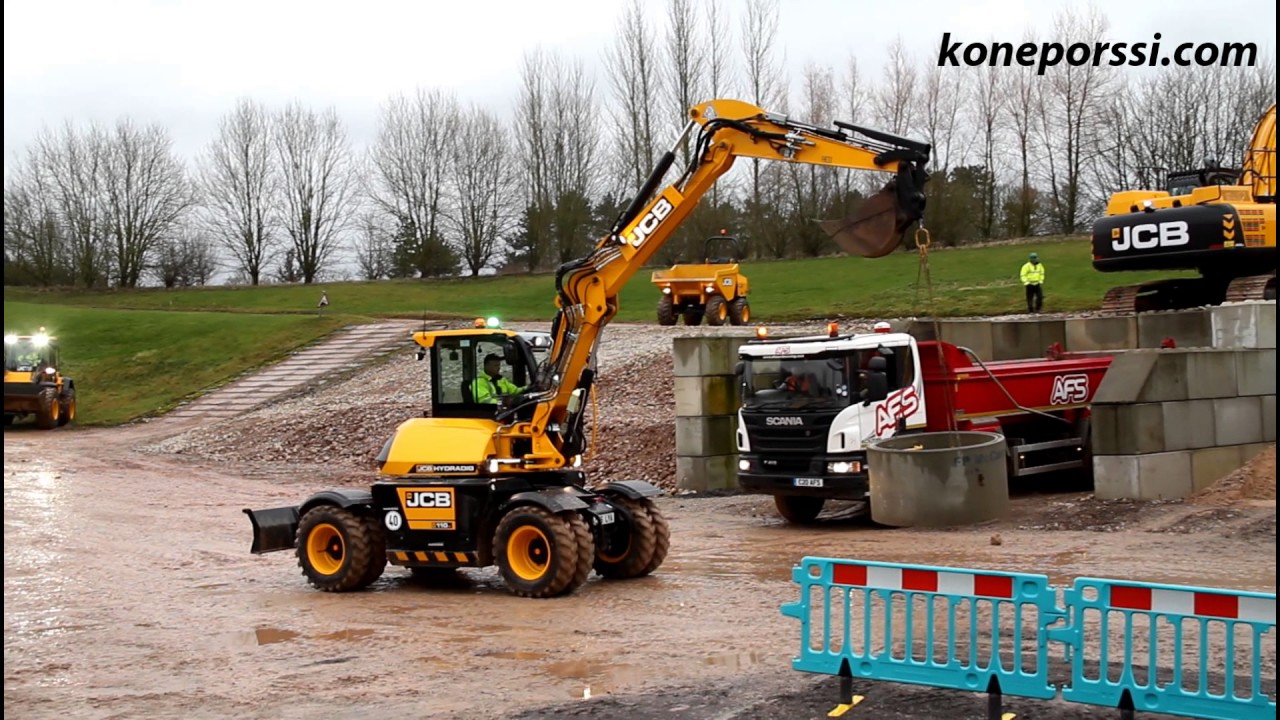 JCB Show 2 2017. www.koneporssi.com.