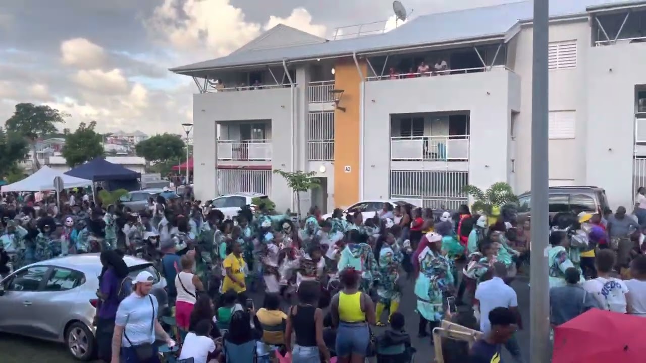 Reality bi mass 2023 parade des abyme