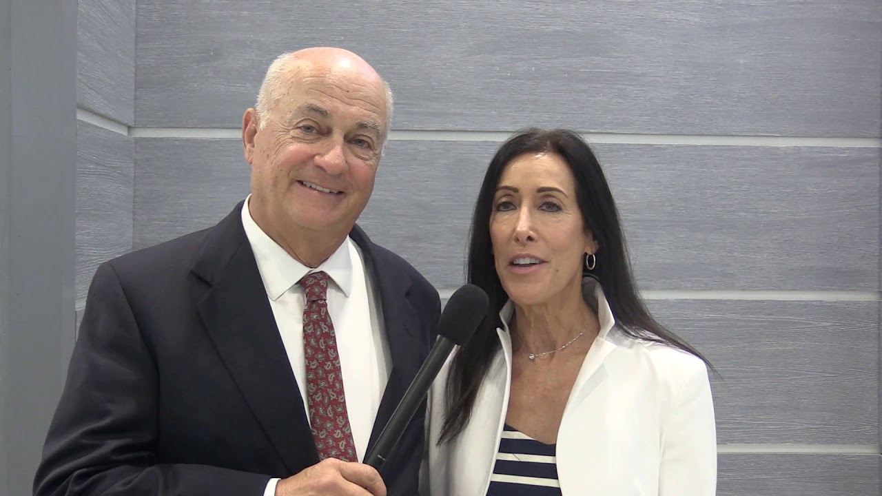 Chabad of Palm Beach Gardens is proud to Honor Wayne & Linda Posner