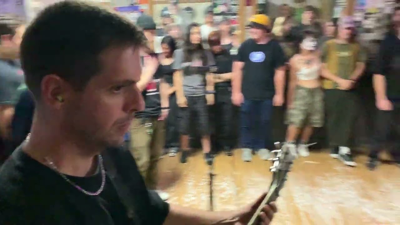HEADBUSSA - Full Live HD set @ Dirty Dungarees (Columbus, OH)