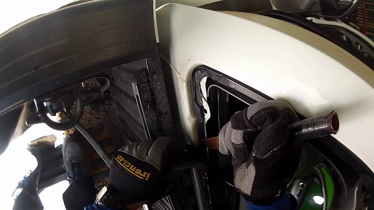 Toyota Tacoma 2015 Back Glass Replacement by Alfredo's Auto Glass