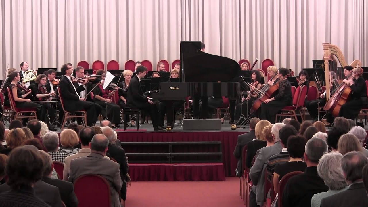 Beethoven: Piano Concerto in c minor (No. 3.) Op. 37. - Apor Szüts