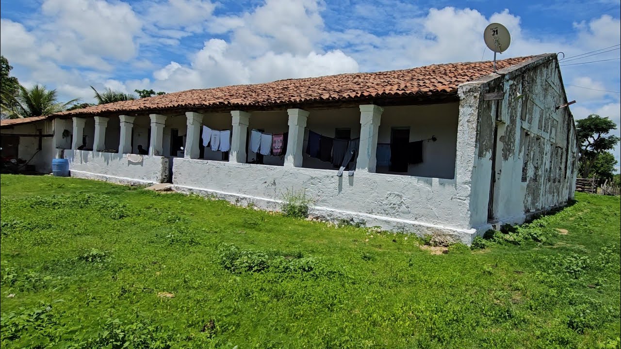 CASARÃO FAZENDA A MAIS TEMPO MUNICÍPIO DE GROAIRAS CEARÁ 