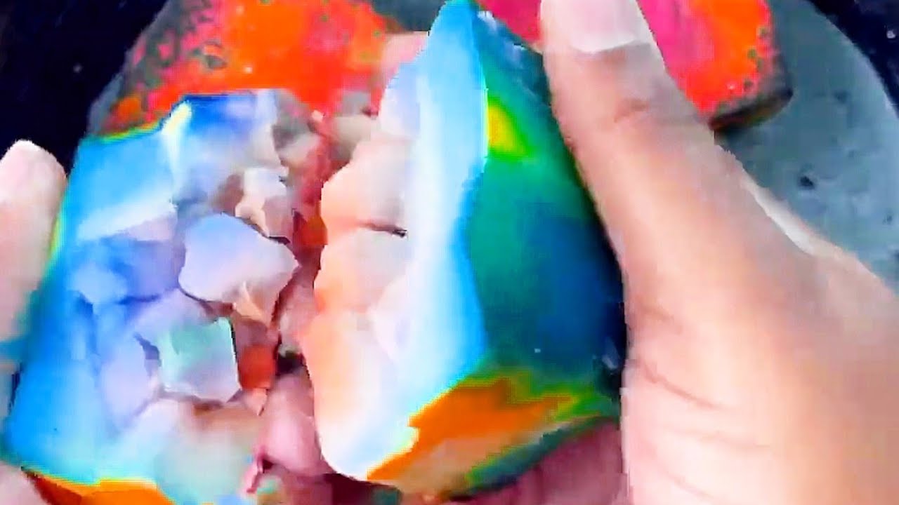 Colourful Dyed Gym chalk Crumbling #oddlysatisfying #gymchalkcrush #asmrsounds #stressrelief #asmr