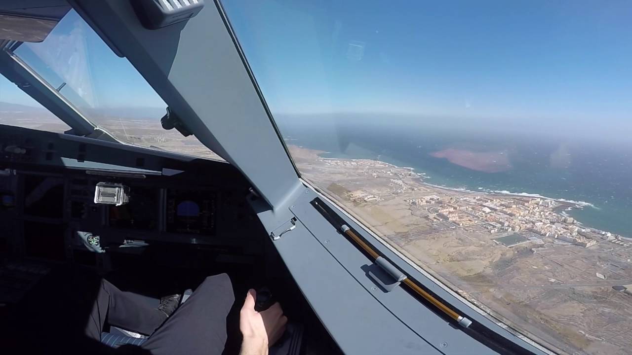 Gusty wind at Tenerife south - Airbus A321 departure