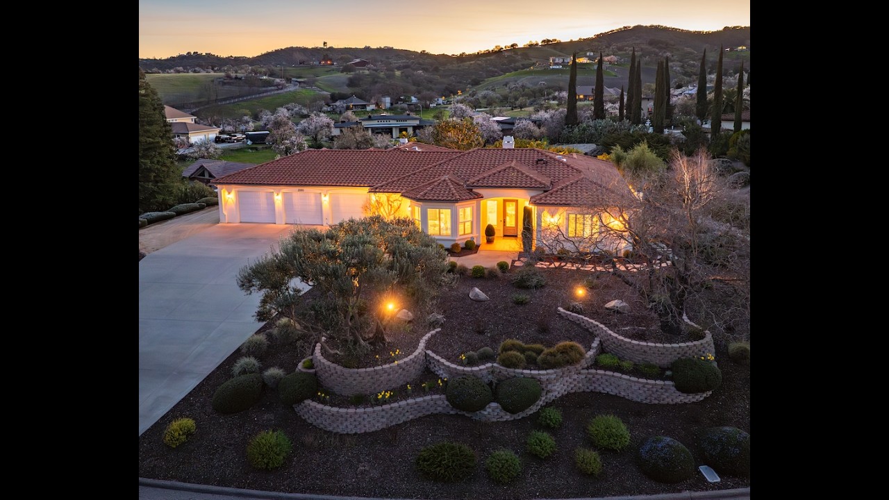 2261 Almond Springs