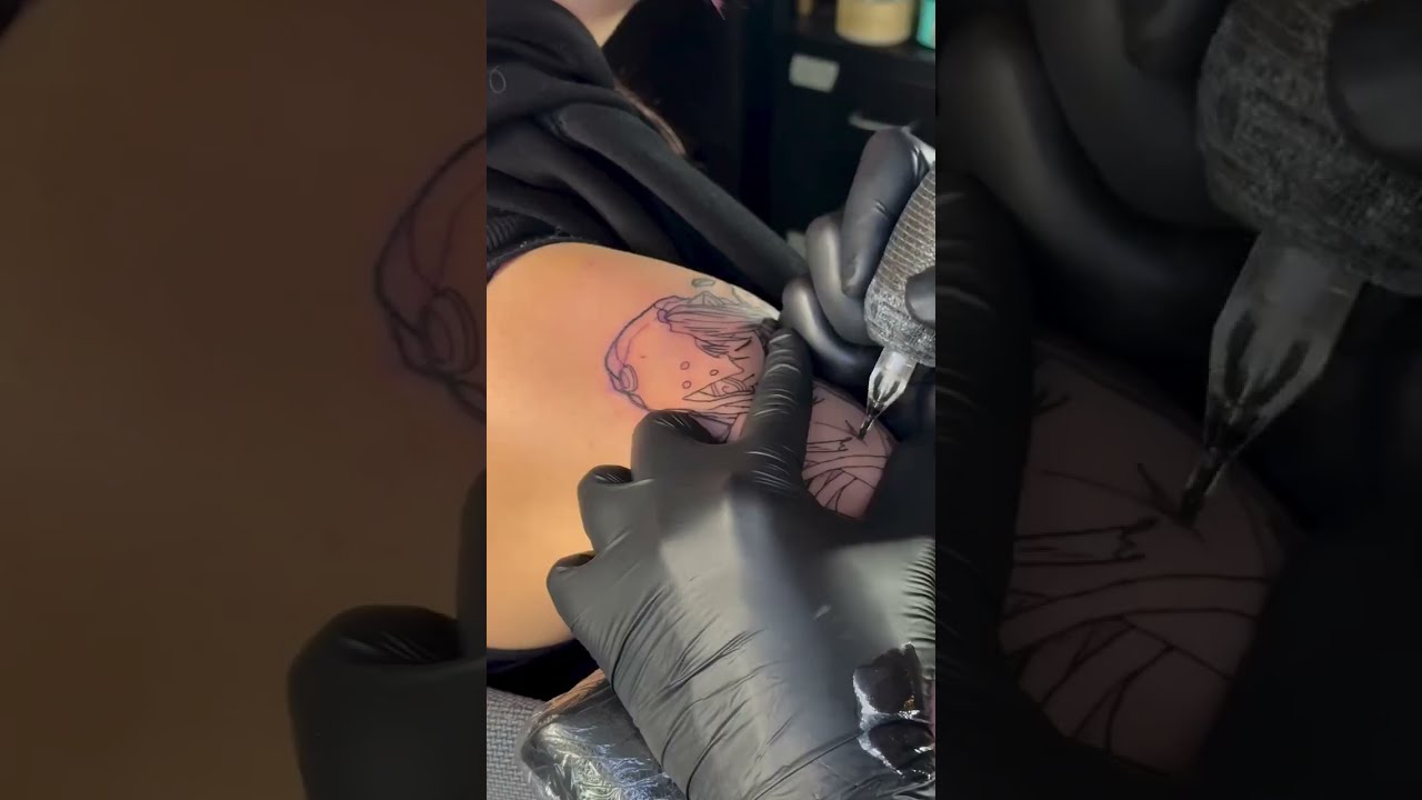 The EZ P3 PRO TOUCH revolutionizes tattoo control.