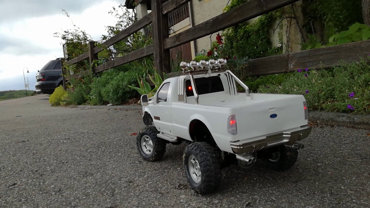 Tamiya Ford F 350 high-lift with lights vibrations sound 3 manual gear box
