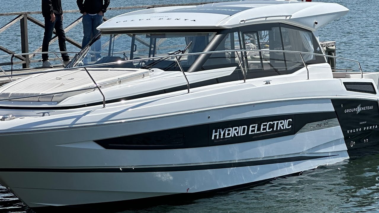 Electric Volvo 😃 the new hybrid electric engine from Volvo Penta Electric Jeanneau NC 37