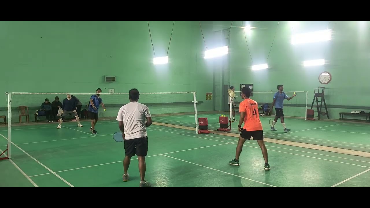 (1159) Professor & Ayush vs Professor & Abhishek (Clash) Men's #badminton #doubles #iitroorkee #iitr