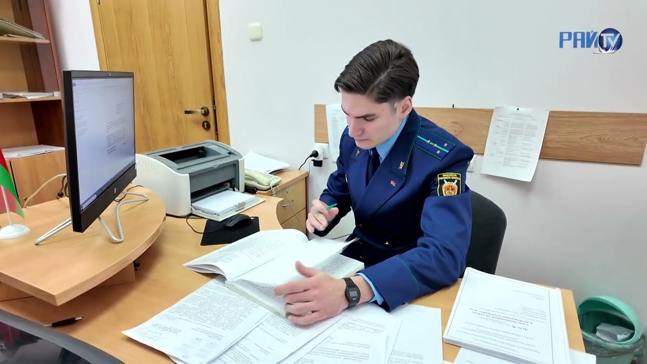 Судим повторно. В выездном заседании суда было рассмотрено дело о краже