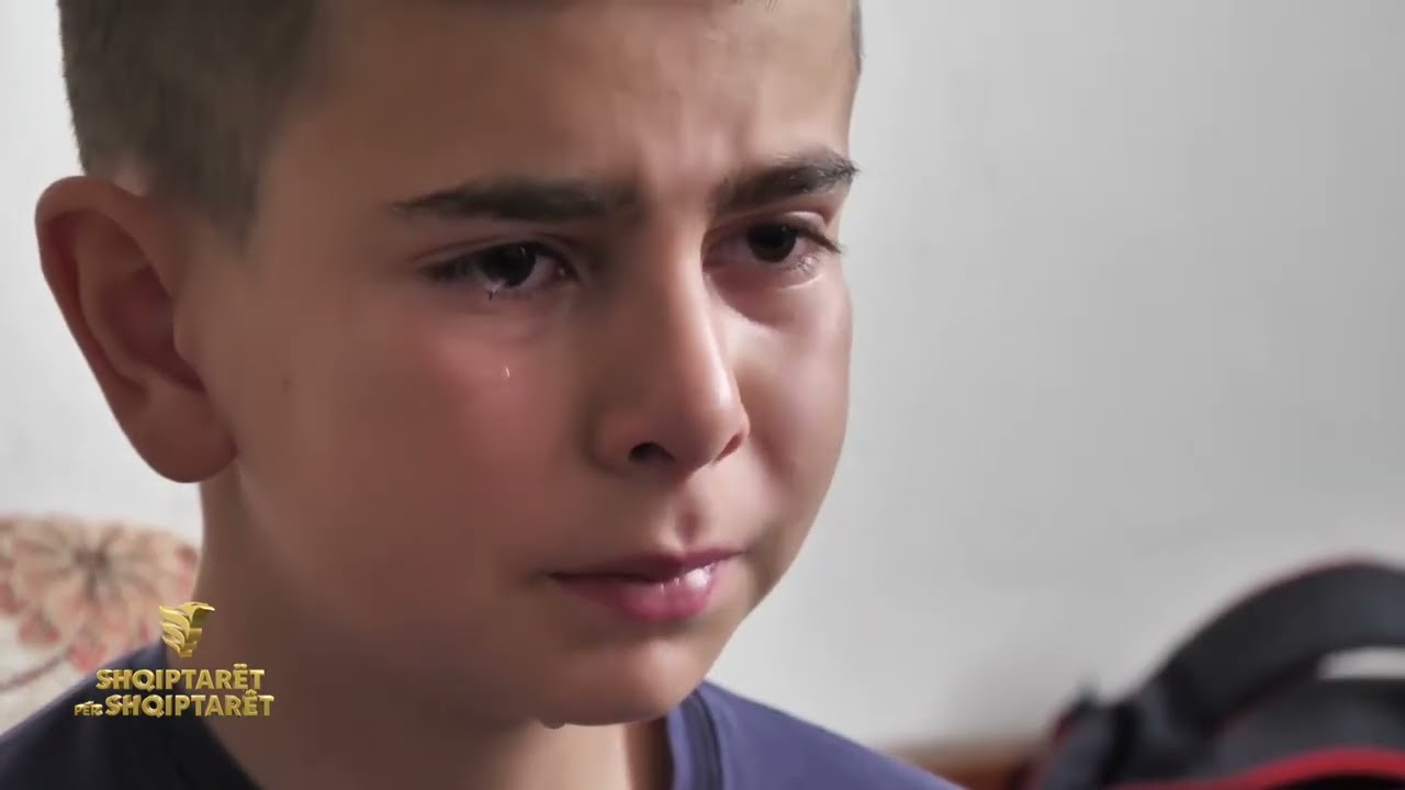 Dua qe lotet e mi te marin fund! Kemi 5 vite jetojme pa drita. Jetimi i vogel copton zemrat