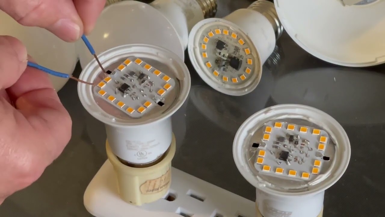 Como podemos reparar una bombilla  LED o foco que no prende 😱