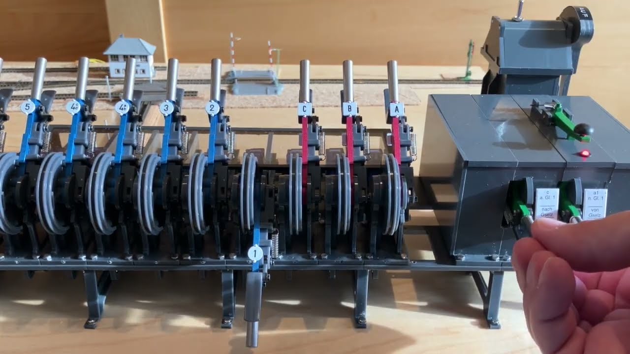Spur Z-Stellwerk BRESCHDLINGEN von RST Modellbau