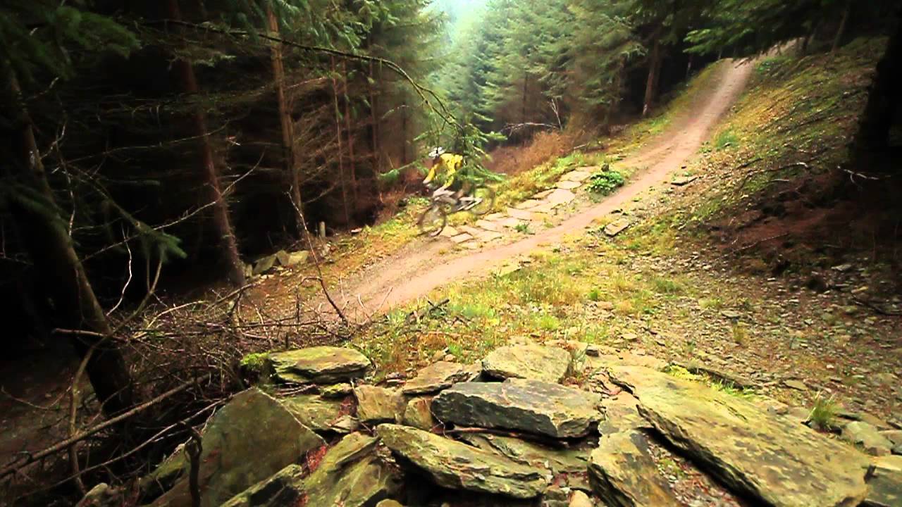 Neil Donoghue rides B-Line (New Black @ Llandegla)