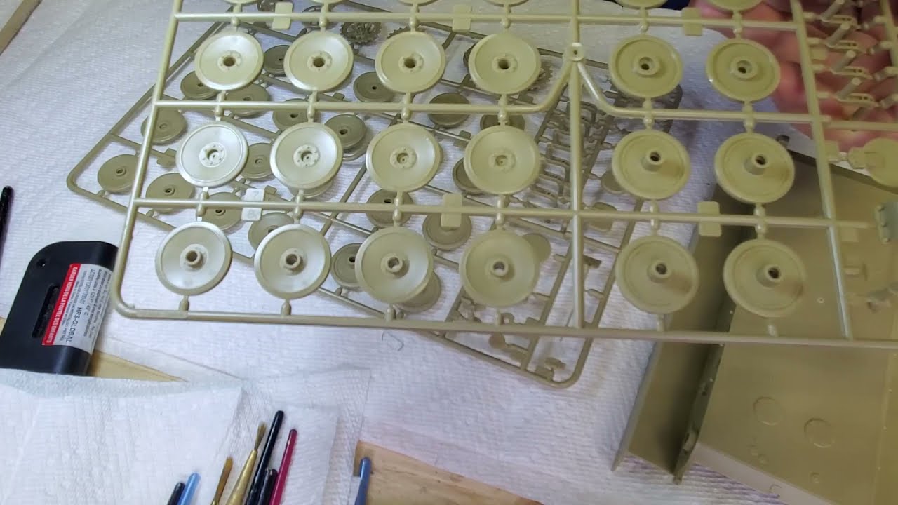 ASMR: Starting to build model kit - Tiger Tank