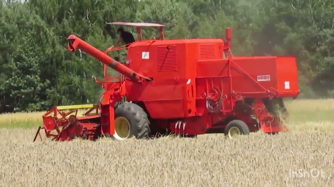 Bizon Z040. Legenda Fabryki Maszyn Żniwnych w Płocku.Więcej niż godny następca Vistuli.