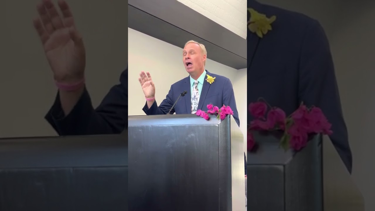 Award winning playwright Luke Yankee speaks at Marilyn Monroe’s 60th Memorial service.