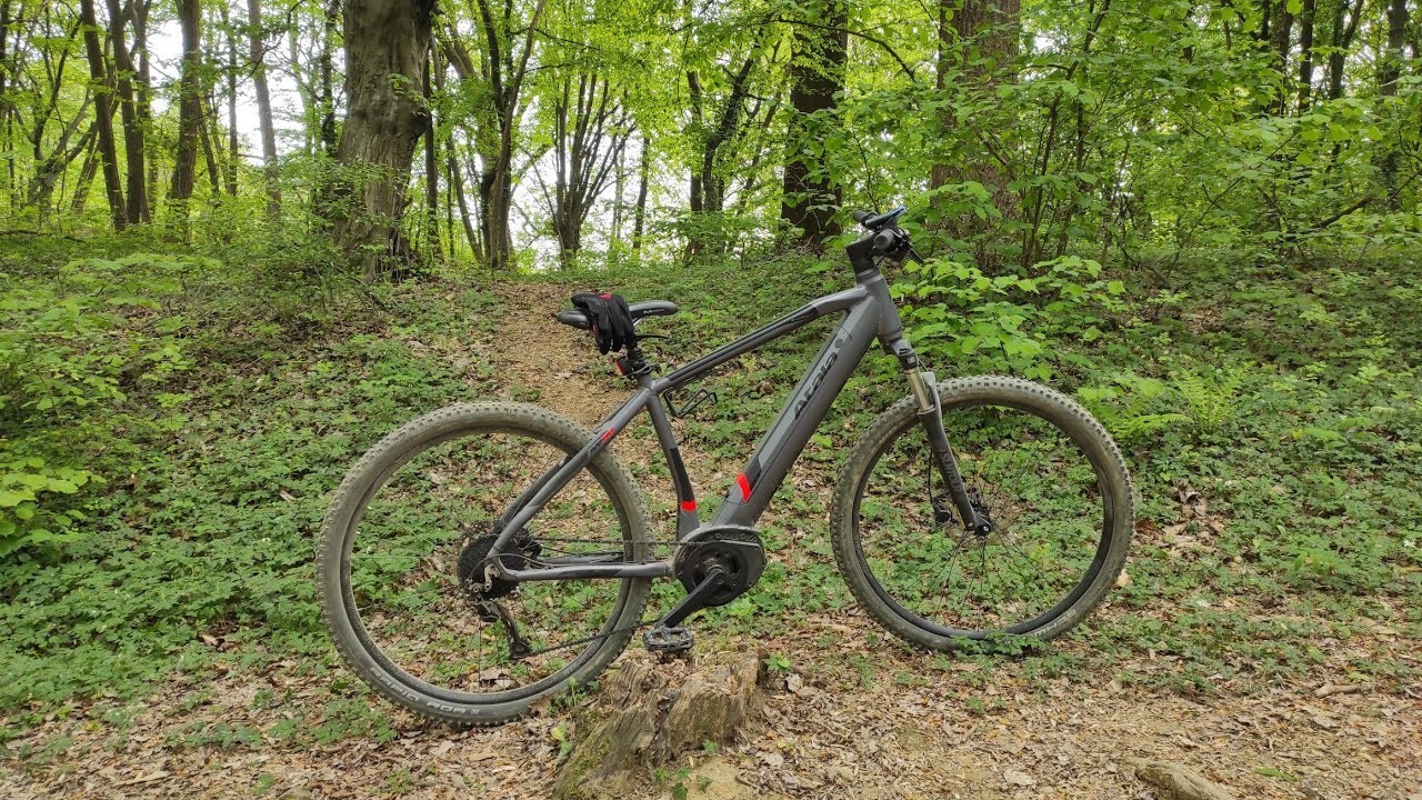 E-MTB single track Bergamo Atala b cross