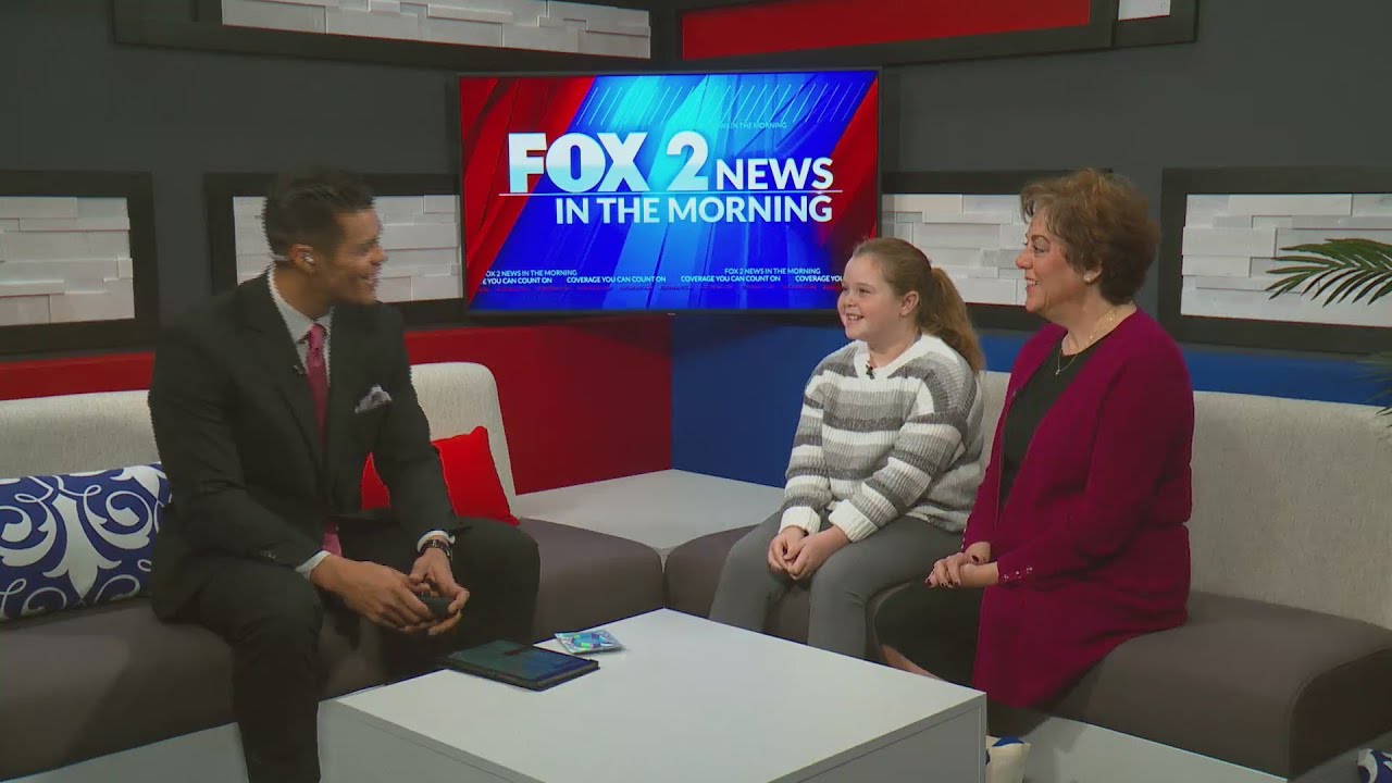 Young girl made bracelets then donated the money a local hospital