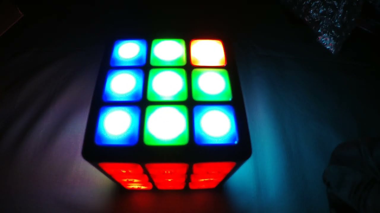 COLOR CUBE 