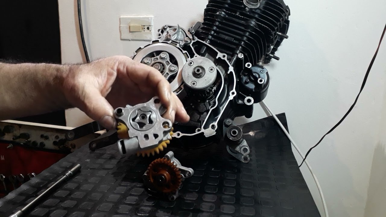 como hacerle mantenimiento a la bomba de aceite de las #pulsar 180 #pulsar 200ns#