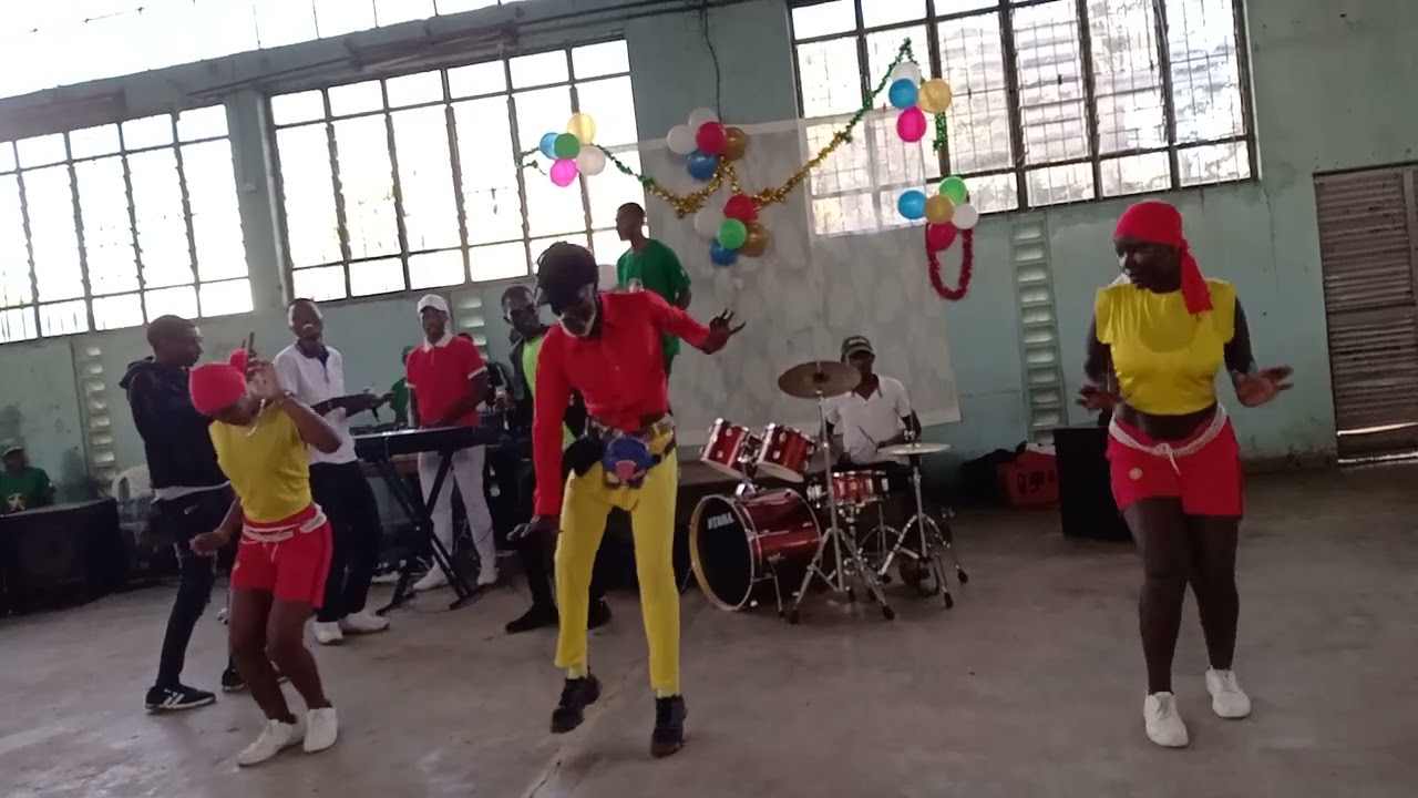 ARON C AND DANCERS LIVE AT YMCA SHAURIMOYO TALENT SHOW